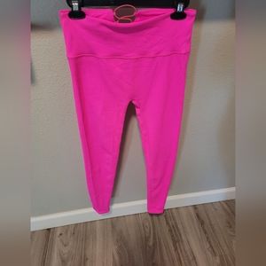 Hot pink seamless fabletics leggings